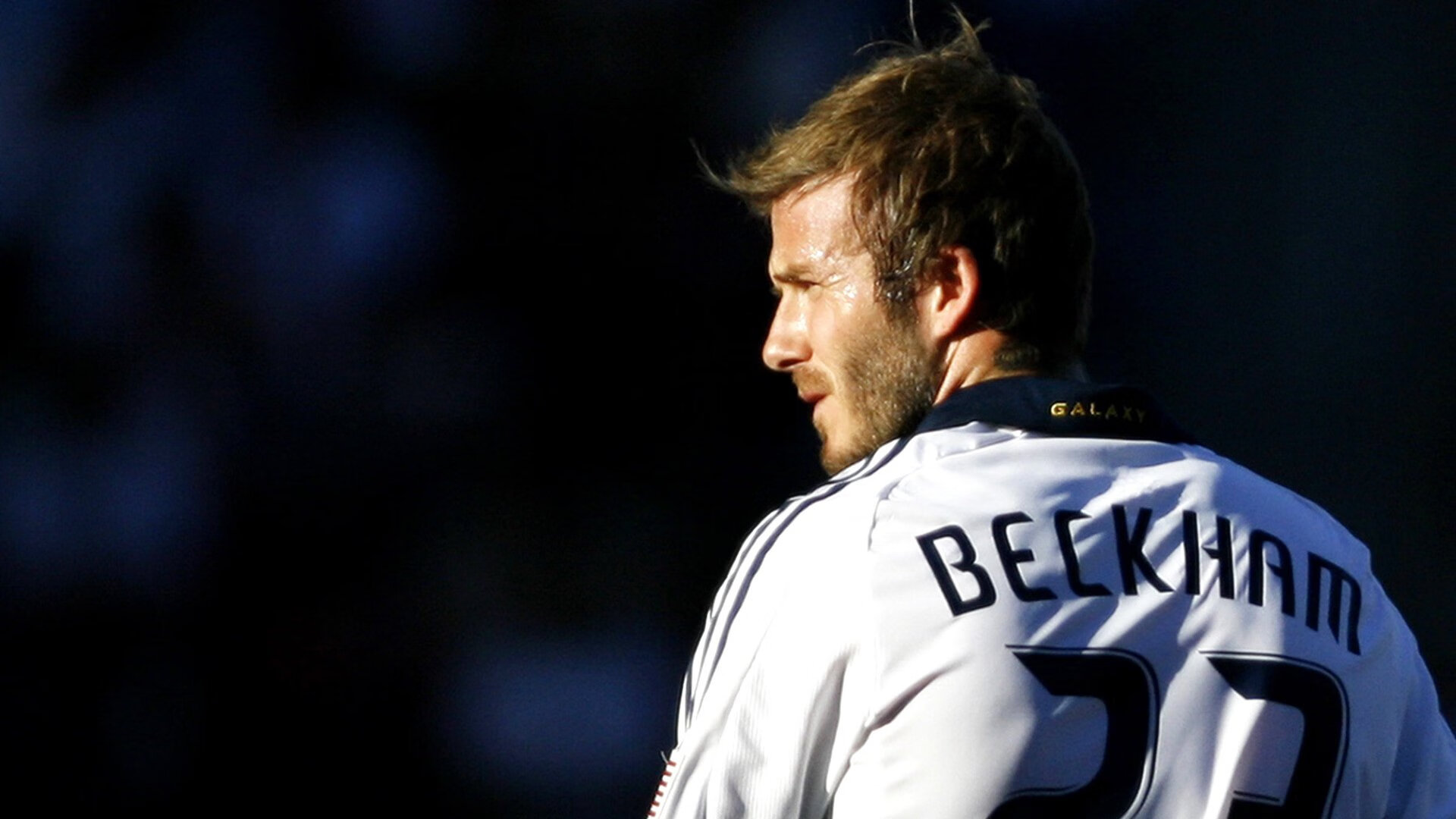 熊猫体育互动-赛道与球场，F1年度争冠之夜，詹姆斯用实力证明自己