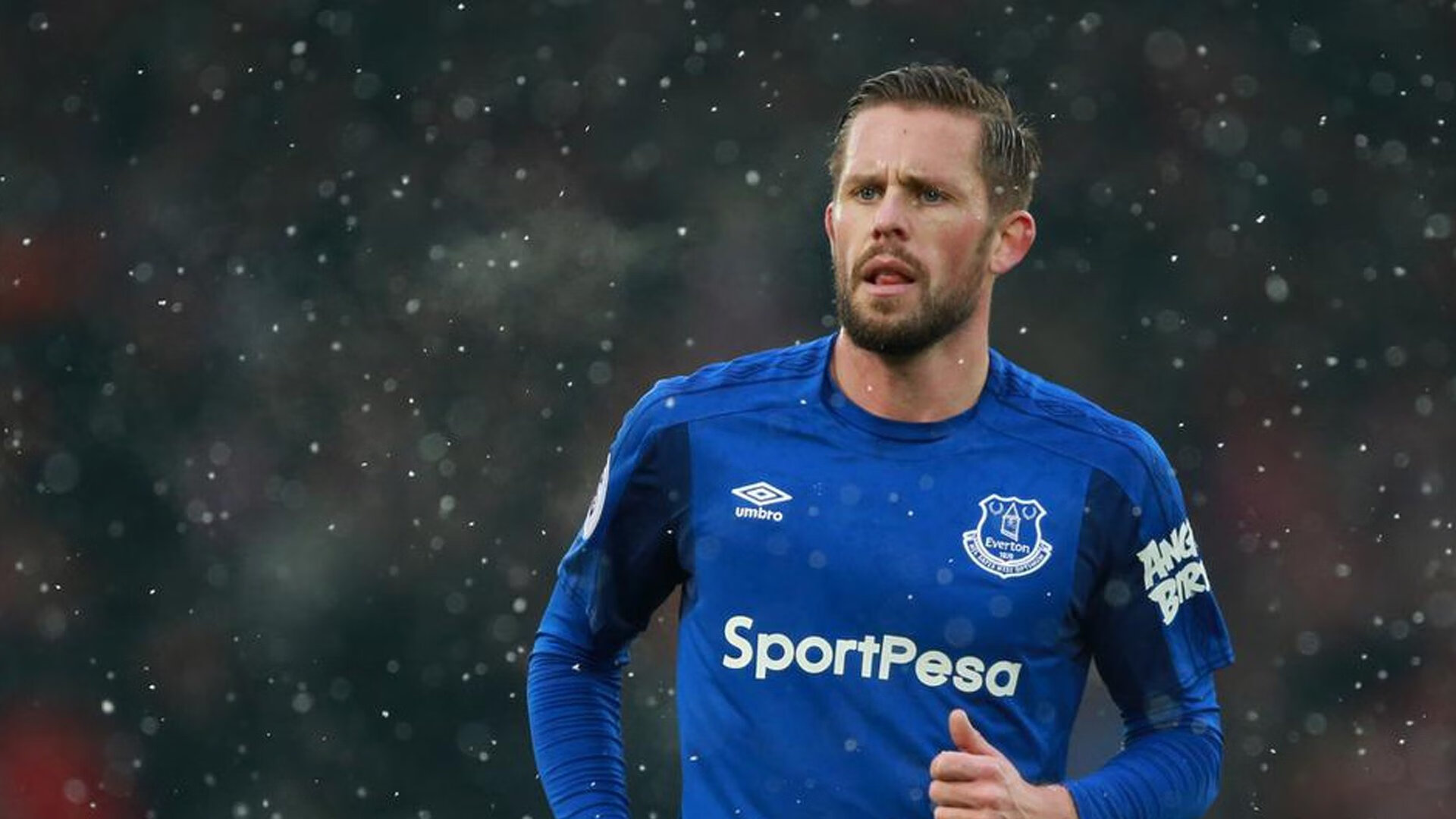 当轻取成为背景音，奥恰洛夫扛起全队的启示